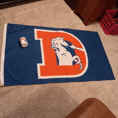 DENVER BRONCOS OLD LOGO FLAG AND STYROFOAM DRINK HOLDER
