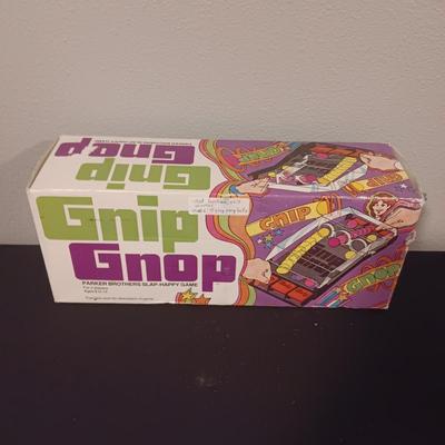 VINTAGE GAME "GNIP GNOP"