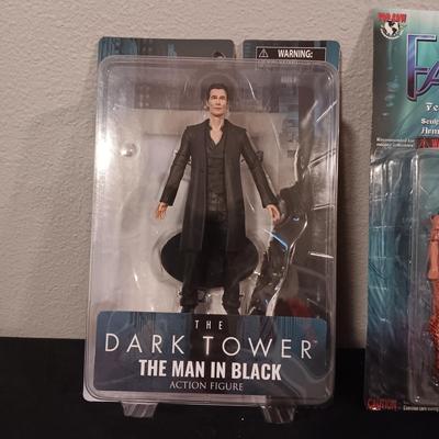 NEW THE DARK TOWERS "THE MAN IN BLACK" & MICHAEL TURNER'S "FATHOM"