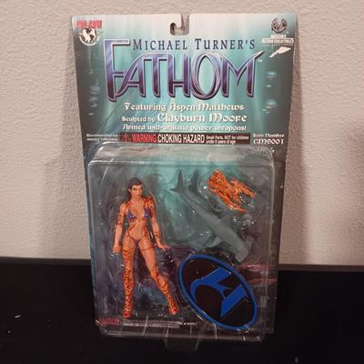 NEW THE DARK TOWERS "THE MAN IN BLACK" & MICHAEL TURNER'S "FATHOM"