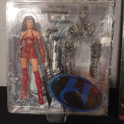 2 NEW WITCHBLADE 'SARA PEZZINI" & "MEDIEVAL WITCHBLADE"