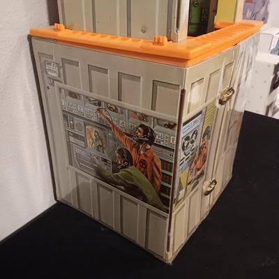 1972 GI JOE ADVENTURE TEAM HEADQUARTERS