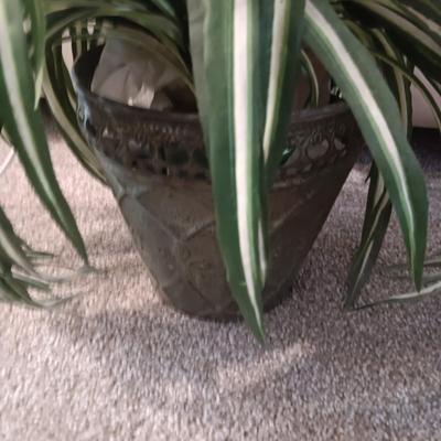GILL COPELAND FRAMED PHOTO AND FAUX PLANT IN METAL POT