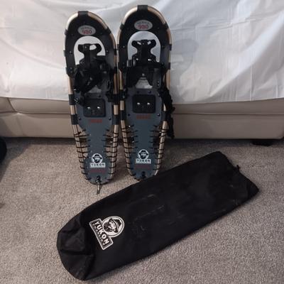 YUKON CHARLIE'S SERIES 930 KODIAK SNOWSHOES 30 INCH LONG
