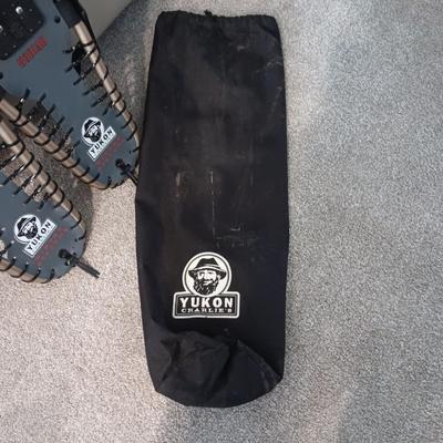 YUKON CHARLIE'S SERIES 930 KODIAK SNOWSHOES 30 INCH LONG