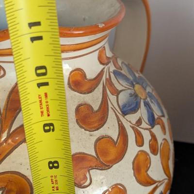 Vintage Ceramic Pots & Pitchers