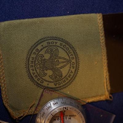 BOY SCOUT COMPASS, POCKET KNIFE AND CAMPING MIRROR IN POUCH