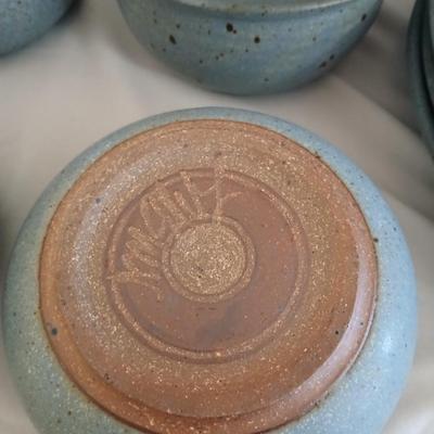 Handmade Signed Pottery Dinnerware set - Plates - Bowls - Goblets -Mugs, 16-piece set (2 of 2)