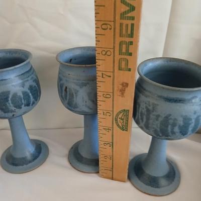 Handmade Signed Pottery Dinnerware set - Plates - Bowls - Goblets -Mugs, 16-piece set (2 of 2)