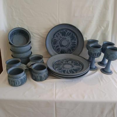Handmade Signed Pottery Dinnerware set - Plates - Bowls - Goblets -Mugs, 16-piece set (2 of 2)