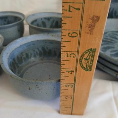 Handmade Signed Pottery Dinnerware set - Plates - Bowls - Goblets -Mugs, 16-piece set (2 of 2)