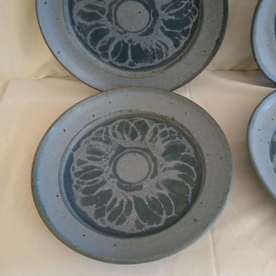 Handmade Signed Pottery Dinnerware set - Plates - Bowls - Goblets -Mugs, 16-piece set (2 of 2)