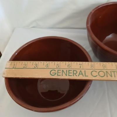 Lot Of 3 Vintage Watt Brown Nesting Mixing Bowls Oven Ware Basket Weave Pattern with Vintage Venetian Salt and Pepper Shakers Japan