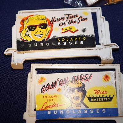 MODEL TRAIN COLLECTIBLES. LIONEL TRAIN BAGS OF COAL, BILLBOARD SIGNS AND TRACK POST SIGNS