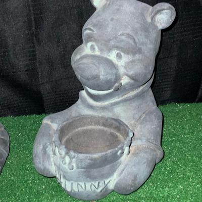 G187-Tigger and Pooh Figures/Planters