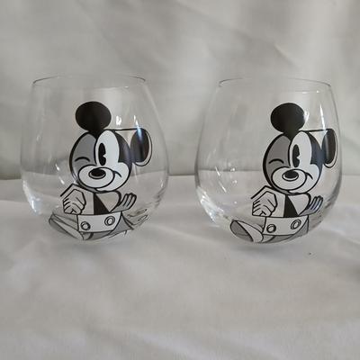 Disney Mickey Mouse Limited edition drinking glasses 15 Ounce - 2 new boxes for a total of 8 glasses!