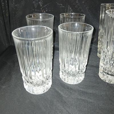 12 Beautiful heavy-glass drinking glasses - Cristal D' Arques - 3 different sizes