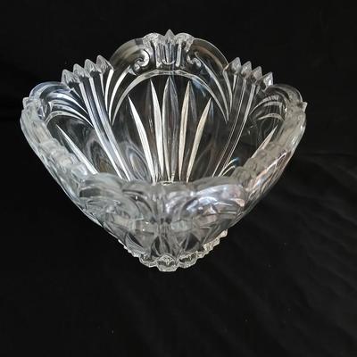 Crystal glassware - candy dish - vase - ashtray and lidded dish with spoon