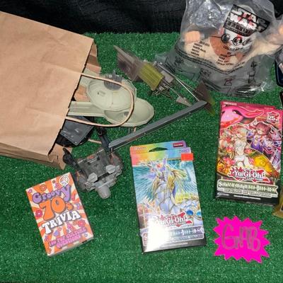 G198-Misc Lot