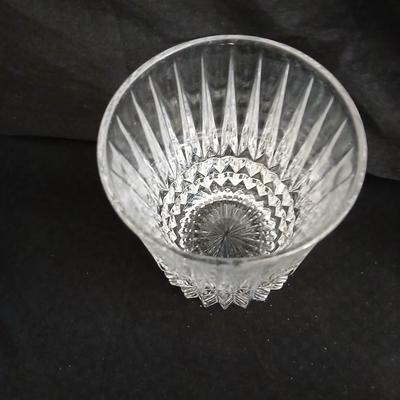 Set of 12 heavy drinking glasses - 3 different sizes - Elegant and fancy!