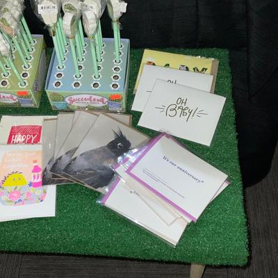 G199-Pencils and Greeting Cards