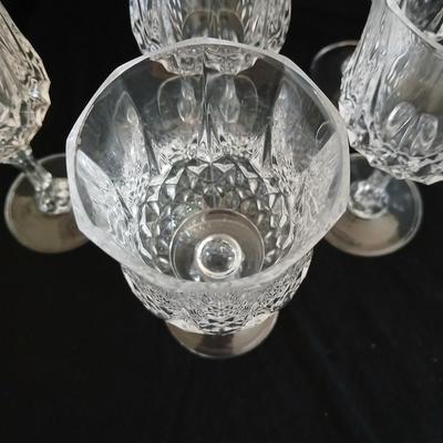 Set of 12 elegant and heavy glass stemware wine glasses