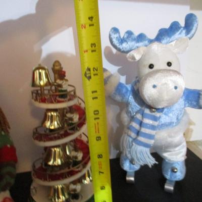 Christmas Figurines Avon Bear Band Striking Bell On Spiral Stairway