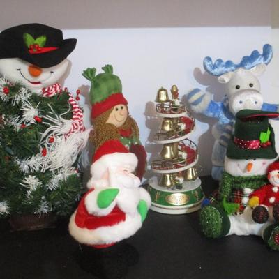 Christmas Figurines Avon Bear Band Striking Bell On Spiral Stairway
