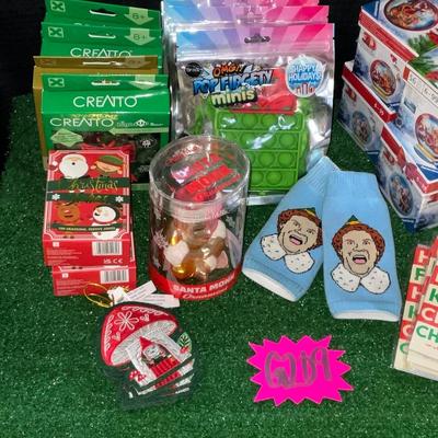 G209-Holiday Lot