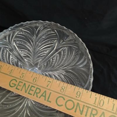 Lidded Dome glass cake plate and pedestal cake stand / platter
