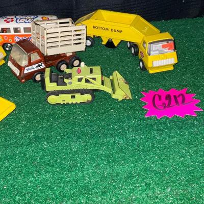G212-Toy Lot