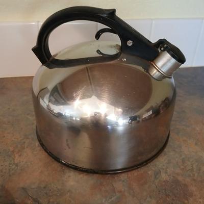 B.I.A. Cordon Bleu Brazilian made Ceramic tea pot and a metal tea pot and small teapot infuser