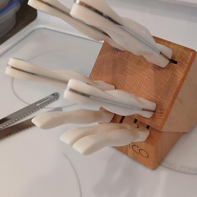 Cutco cutlery in knife block and Presto Pride electric Knife
