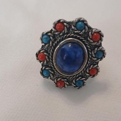 Vintage Sarah Coventry Lapis Coral Turquoise Color Silver Tone Ring with coral like stone ring