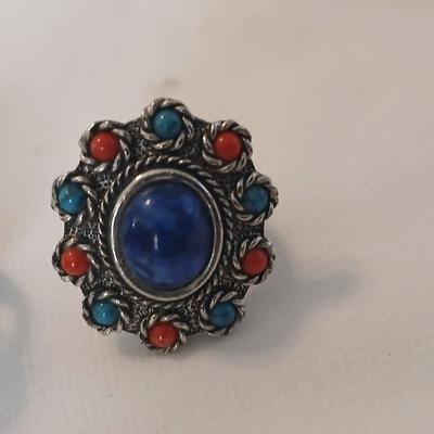 Vintage Sarah Coventry Lapis Coral Turquoise Color Silver Tone Ring with coral like stone ring