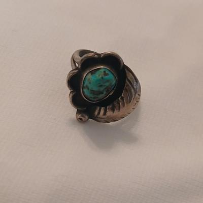 Sterling Silver Native American Turquoise Feather ring