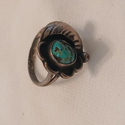 Sterling Silver Native American Turquoise Feather ring