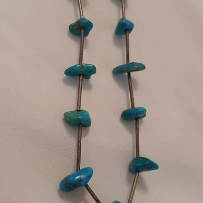 Vintage Silver and genuine Turquoise Native American Necklace 15"