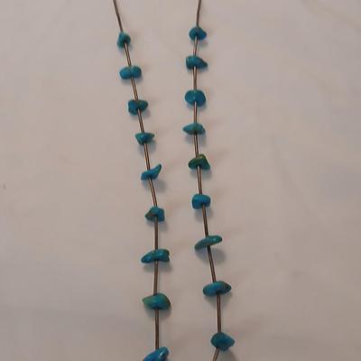 Vintage Silver and genuine Turquoise Native American Necklace 15"