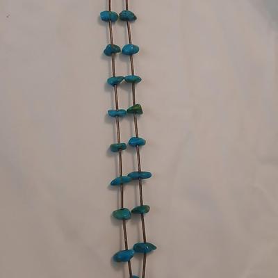 Vintage Silver and genuine Turquoise Native American Necklace 15"
