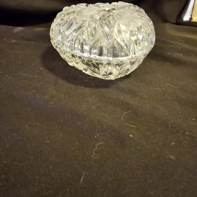 Willow Tree Angel "Keepsake" with glass dish, silver metal vase and a candle