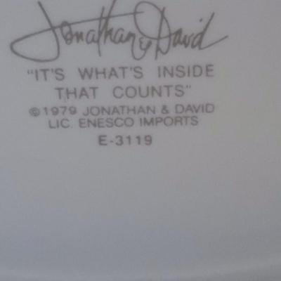 Enesco Precious Moments - Johnathan David " It's what's inside that counts" - Piggy bank - and two small plates