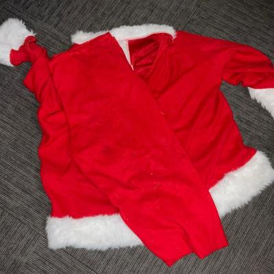G268-Holiday Lot