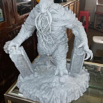 G272-Kickstarter Exclusive Large Figure plus extra