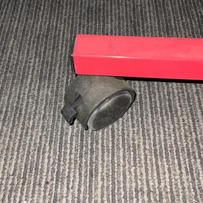 G274-Gund Red Display