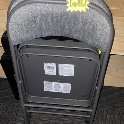 G282-2padded folding chairs