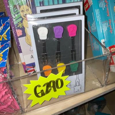 G290-Misc Lot