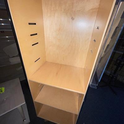 G293-Spinning Display