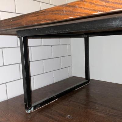 G295-Short Table/display