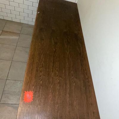 G295-Short Table/display